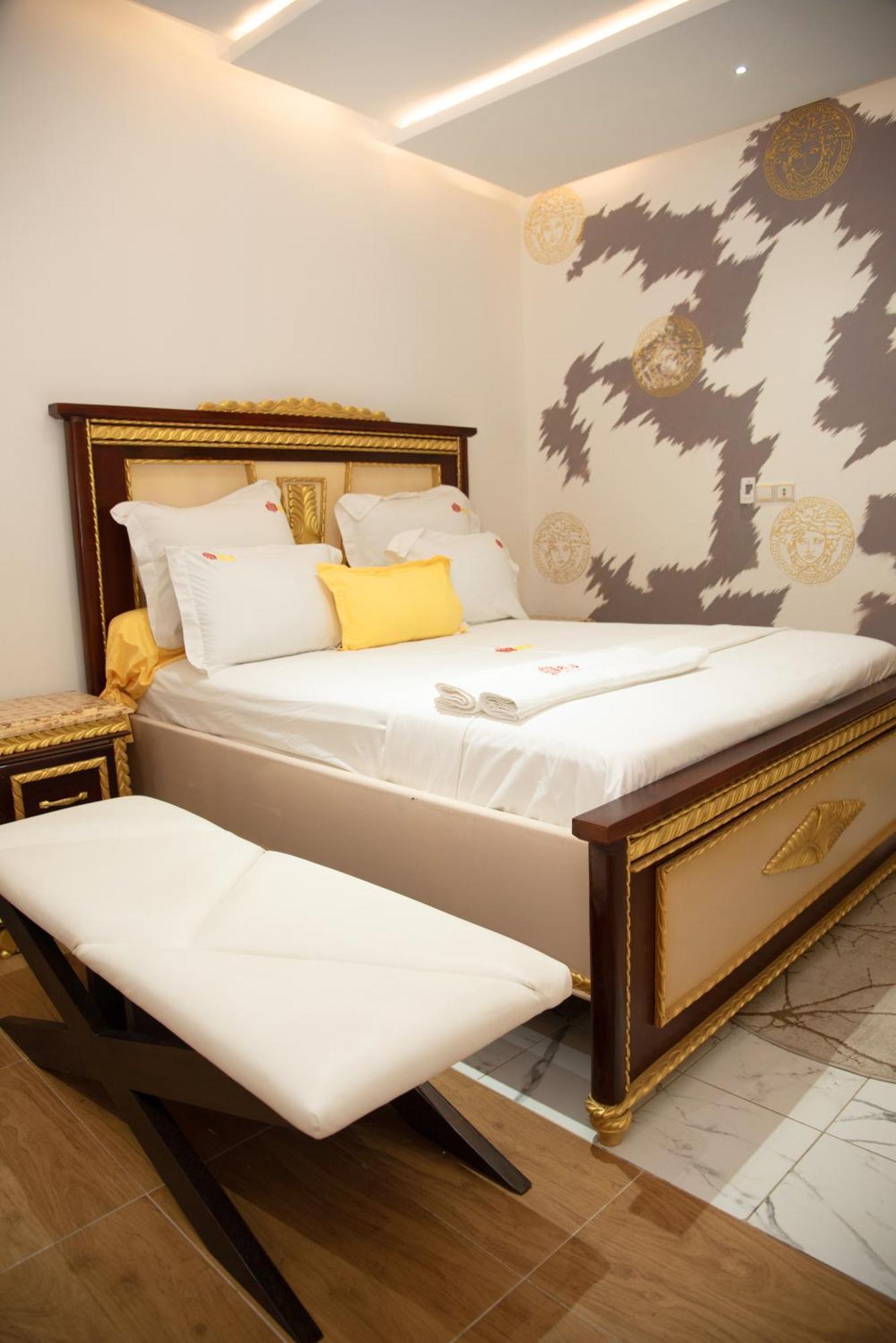 Residence Le Sommet - Chambre Versace Douala Exterior photo